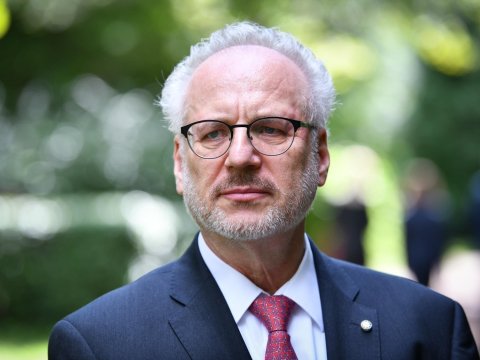 Latviya Prezidenti Azərbaycana GƏLİR