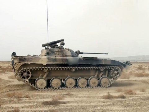 Döyüş maşınları təlimə çıxarıldı - VİDEO