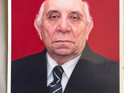 “Alim öldü, aləm öldü...”