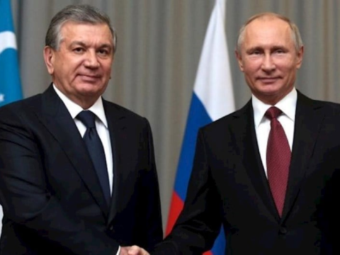 Putin Mirziyoyevlə danışıqlar apardı 