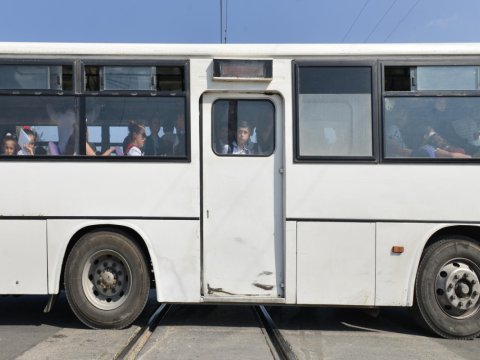 Sənədsiz avtobus sürən şəxs həbs edildi