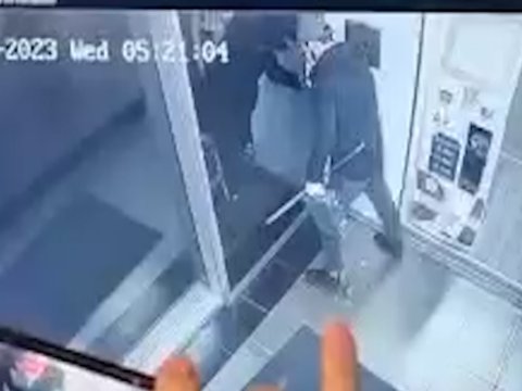 Terminaldan 29 min manat oğurlandı - VİDEO