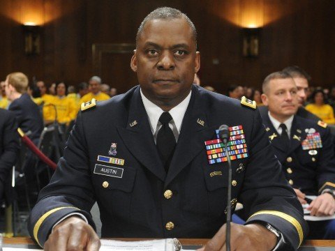 ABŞ müdafiə naziri qəfil İraqa səfər etdi