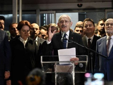 Dünənki toplantıda yenə dava düşüb: Akşener “Yetər” deyə bağırdı - İDDİA