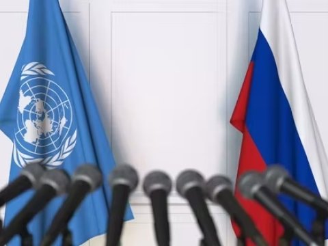 BMT və Rusiya rəsmiləri bir araya gəlir 