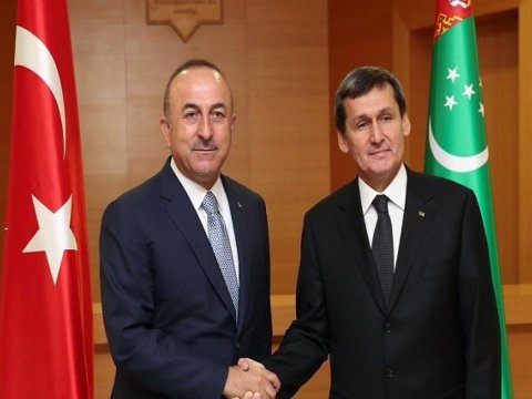 Nazirlər liderlərin görüşünü müzakirə etdilər