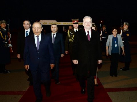 Latviya Prezidenti Azərbaycana gəldi 