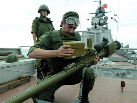 İran Xəzərlə gizli şəkildə Rusiyaya sursat göndərib