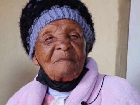 Dünyanın ən yaşlı qadını dünyasını dəyişdi 