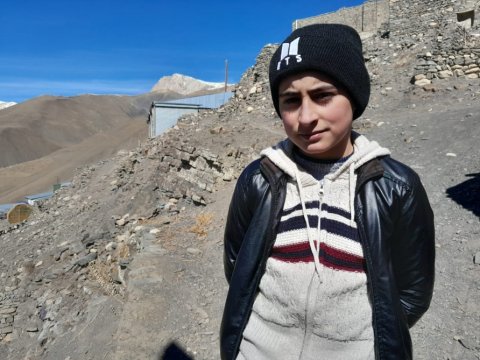 Bir video ilə məşhurlaşan 13 yaşlı məktəblini tanıyaq - FOTOLAR