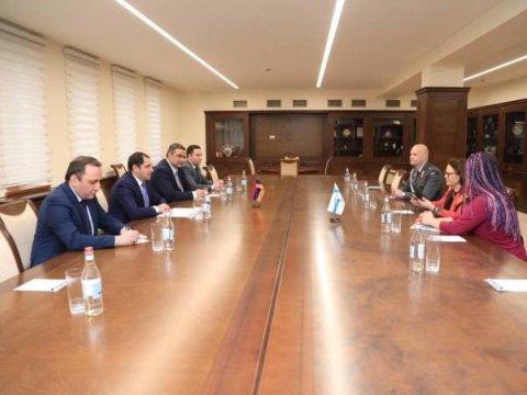 Papikyan Finlandiya səfiri ilə görüşdü - Nələr müzakirə olundu?