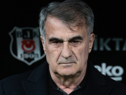 “Beşiktaş” 10 futbolçusu ilə vidalaşır