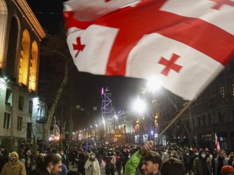 Gürcüstanda etirazçılar hökumətin istefasını TƏLƏB EDİR