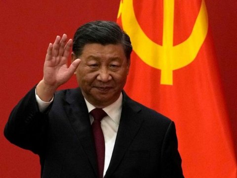 Si Cinpin yenidən Çin lideri SEÇİLDİ