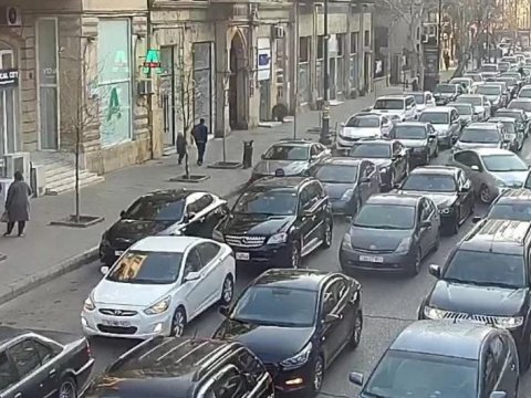 Hazırda tıxac olan yolların SİYAHISI