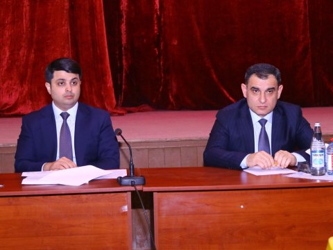 Neftçalanın icra başçısı vətəndaşların problemlərini dinləyib
