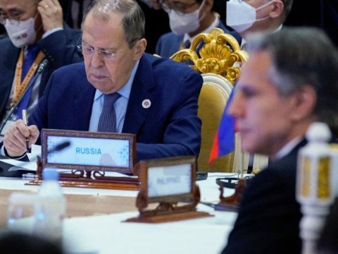 Blinkenlə təmaslar konstruktiv idi, amma Kiyevlə... - Lavrov