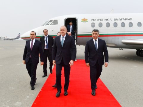 Bolqarıstan Prezidenti Azərbaycana gəldi - FOTOLAR 