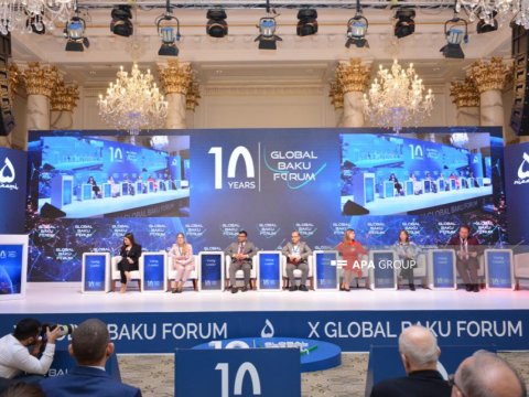 Bakı Forumu başa çatdı