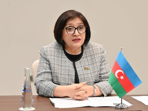 Spiker həmkarlarını erməni təxribatı barədə məlumatlandırdı - FOTO