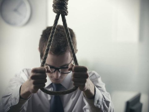 İcra başçısının köməkçisi intihar etdi - FOTO