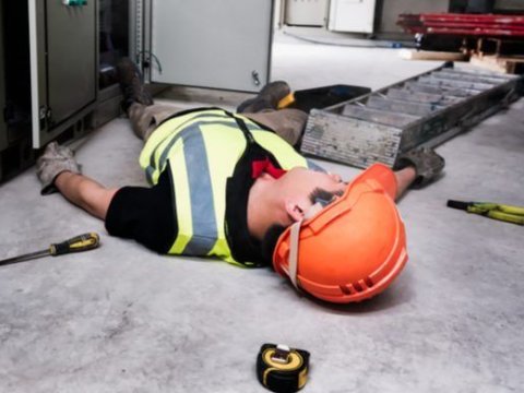 Abşeronda fəhlə faciəli şəkildə ÖLDÜ