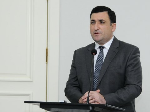 Hamı reytinq istəyir, amma bir manat ayrılmır - Rektor