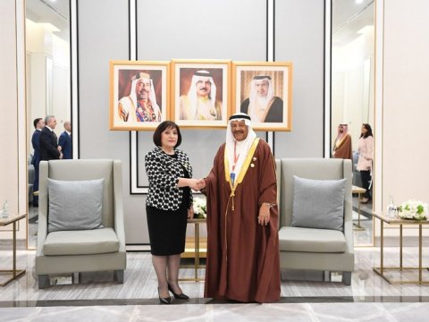 Sahibə Qafarova bəhreynli həmkarı ilə görüşüb