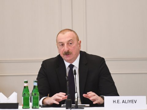 Elektrik enerjisinin ötürülməsi ən vacib məsələlərdəndir - Prezident