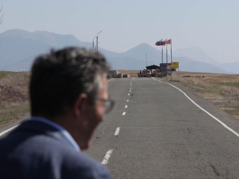 NATO-nun keçmiş baş katibi Laçın dəhlizində - FOTO