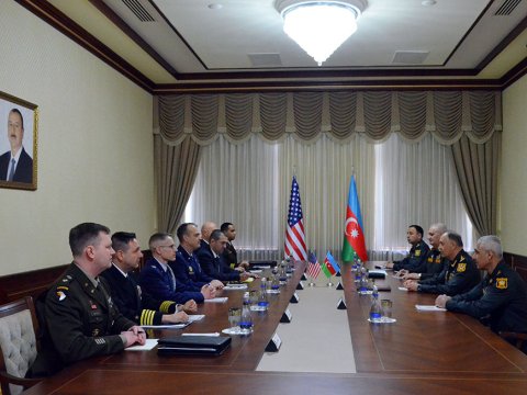 Kərim Vəliyev ABŞ generalı ilə danışıqlar apardı