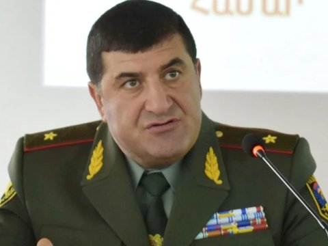 Paşinyan generalı işdən çıxardı 