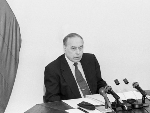 Mən Heydər Əliyev məktəbində necə dərs aldım