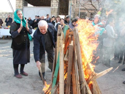 Xoyluda çərşənbə Şəhid ailələri ilə birgə qeyd edilib