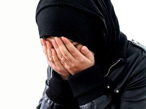 Hicabı çıxarmadılar - Kollecdən qovuldular