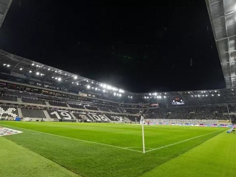 Millimizin oyununa biletlərin hamısı satılıb