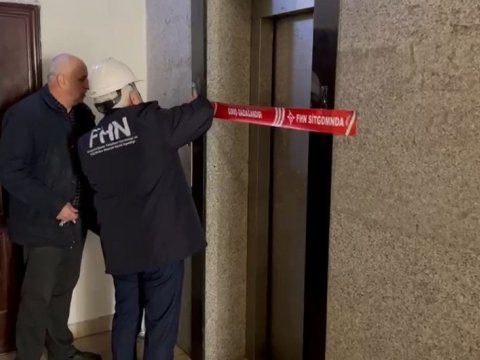 Çoxmərtəbəli yaşayış binasında TƏHLÜKƏ