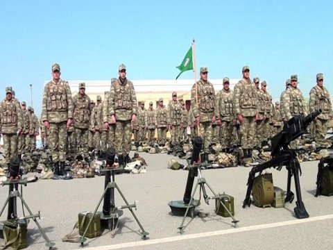 Hərbi hissələrdə döyüşə hazırolma vəziyyəti YOXLANILIR