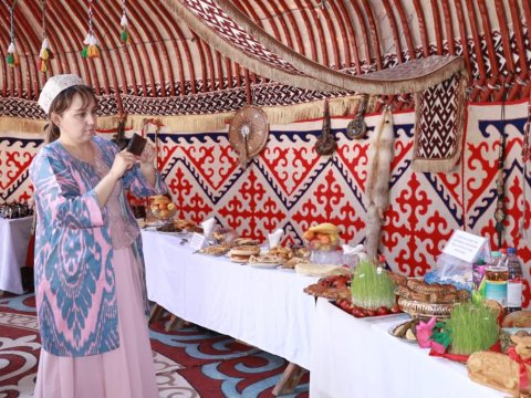Azərbaycan Türküstanda keçirilən festivalda təmsil olundu