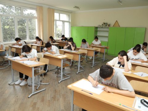 İmtahan sualları gizlincə çəkilir - DİM sədri