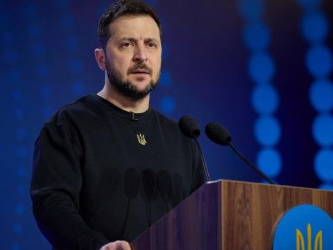 Düşmənin gözünün içinə baxaraq sübut edirlər ki... - Zelenski