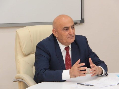 Deputat Emin Əmrullayevə səsləndi - “Dövlətin vəsaiti havaya sovruldu”