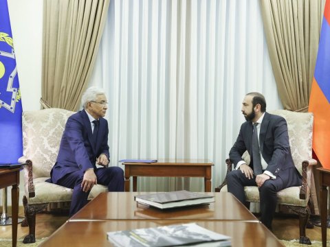 Mirzoyan KTMT baş katibi ilə Laçın dəhlizini müzakirə etdi