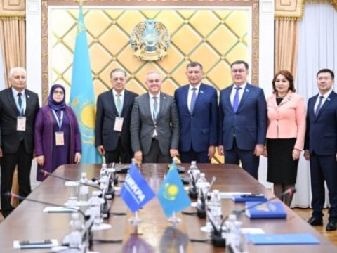 Qazaxıstan növbədənkənar seçimlər ərəfəsində 