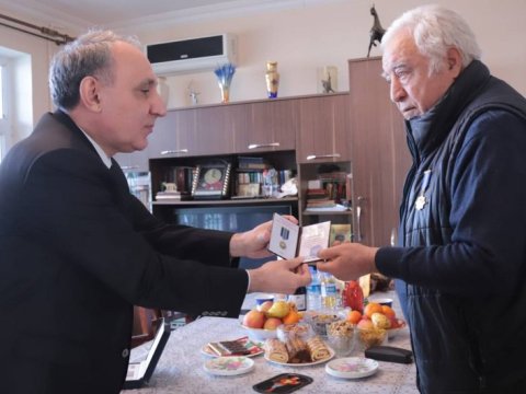 Baş prokuror İlyas İsmayılovla görüşüb medal verdi - FOTOLAR