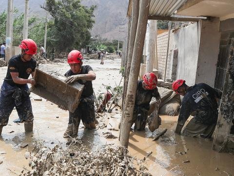 Sel 65 nəfərin həyatına son qoydu
