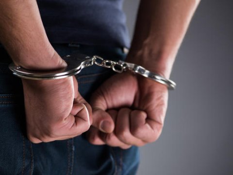 Bakıda silahla gəzən keçmiş məhkum TUTULDU