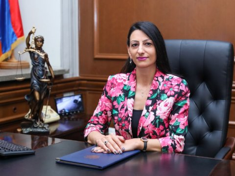 Paşinyan bu qadını ombudsman postuna gətirir