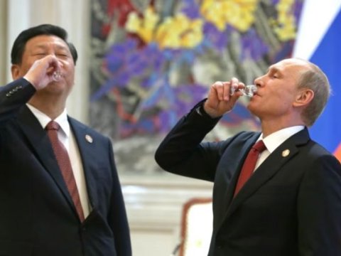 Putin “pambıqla baş kəsir” - Çinlə bağlı İLGİNC PLAN