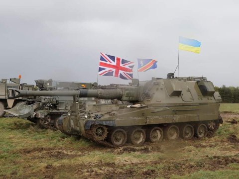 Ukrayna artilleriyaçılarının Britaniyadakı təlimləri başa çatdı